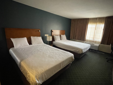 TWO DOUBLE BED HANDICAP ACCESSIBLE NON SMOKING